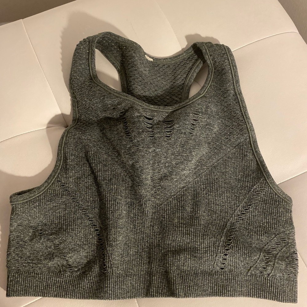 Olive Alo Yoga Top in Medium